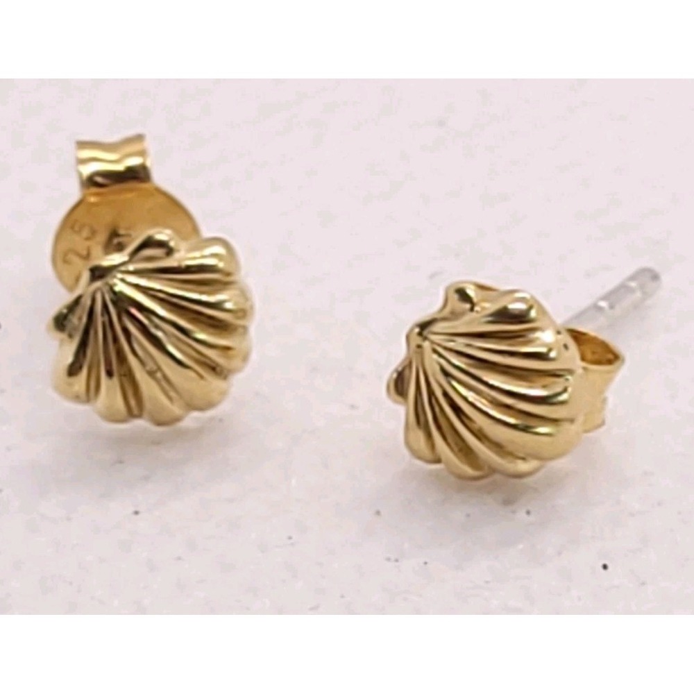 Modern 925 Sterling Silver Gold Tone Scallop Shell Stud Earrings
